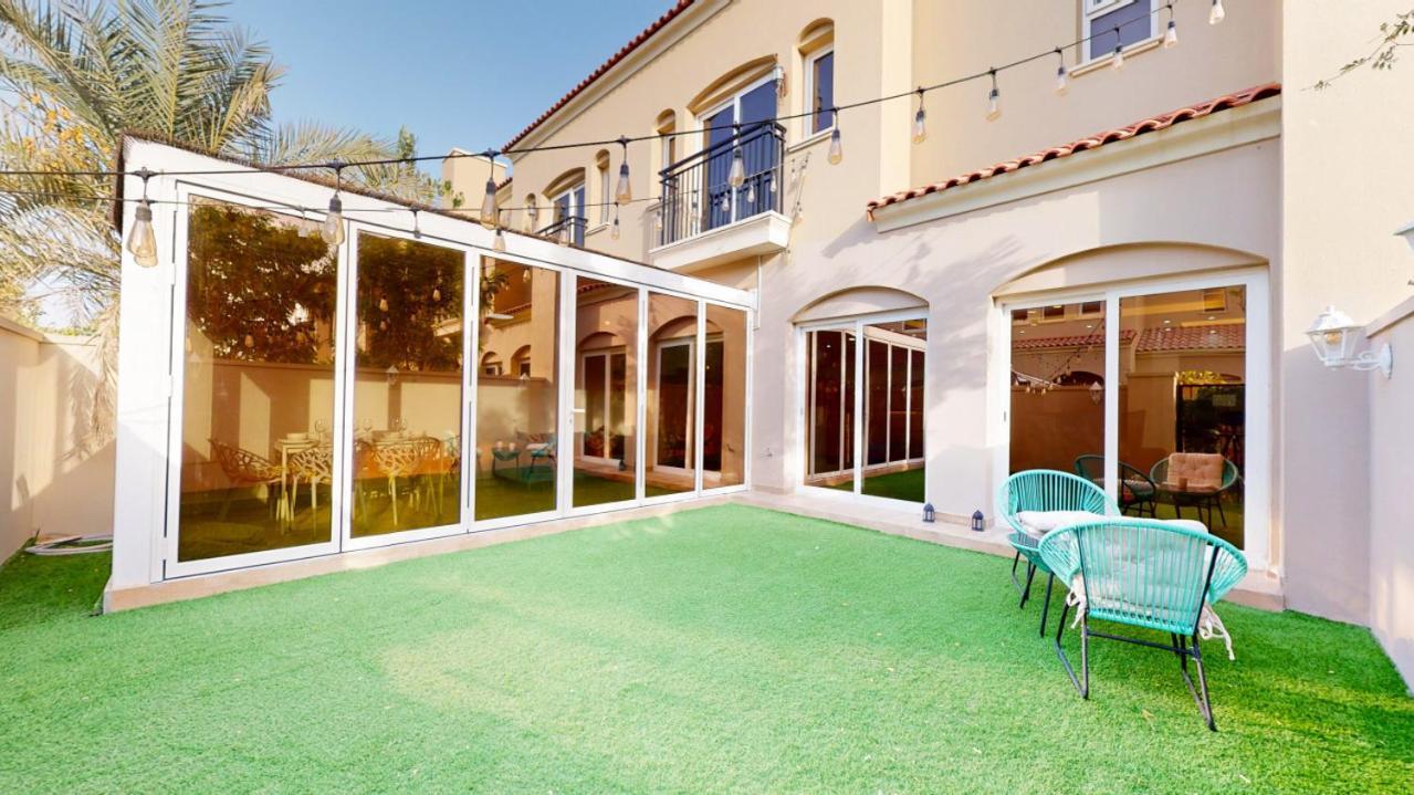Bella Casa At Serena - Peaceful Three Bed Villa Dubai Luaran gambar